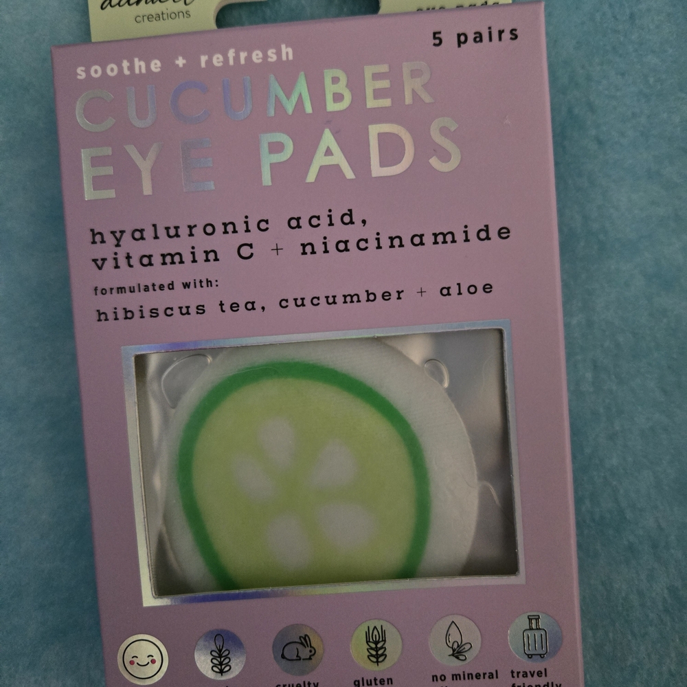 NEW Cucumber Eye Pads
